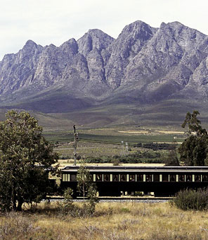 Mit dem Luxuszug „Rovos Rail“ kann man quer durch Südafrika reisen.